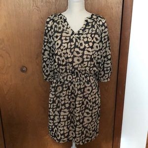 Lightweight, patterned dress from Express, like- new size M.